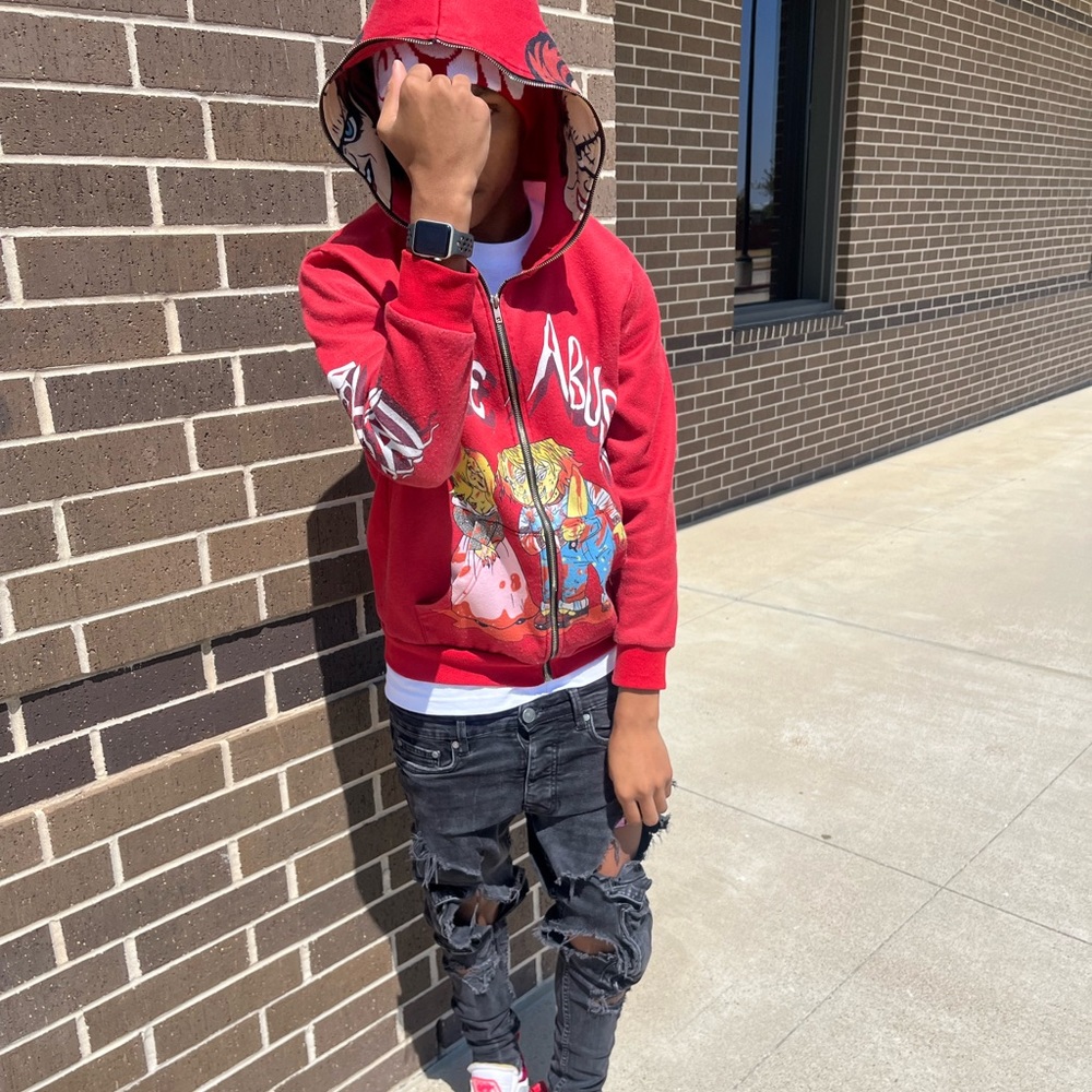 Meet your Posher, Hoodrich